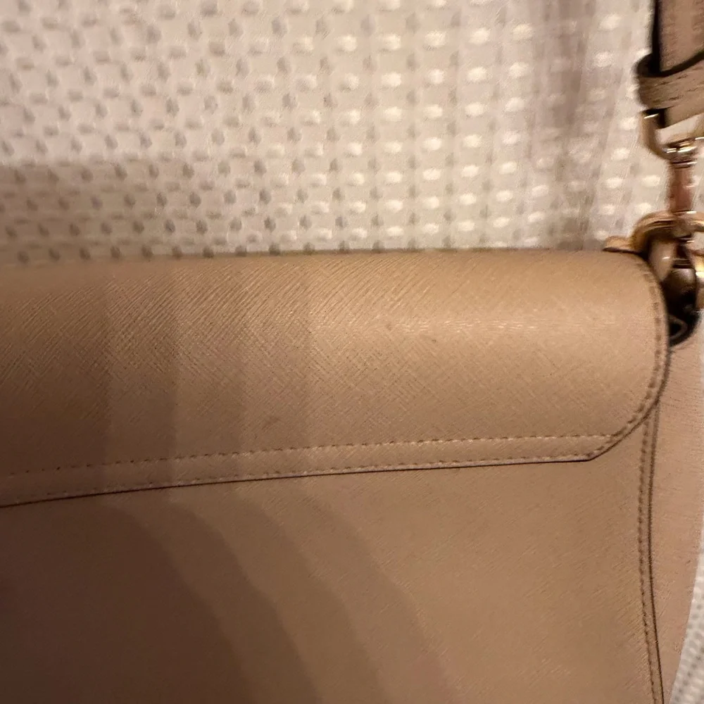 Michael Kors Beige Crossbody Bag - Picture 5 of 7